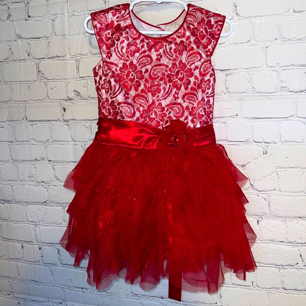 3T Jona Michelle Dressy Dress. Layered Tule skirt. In excellent condition